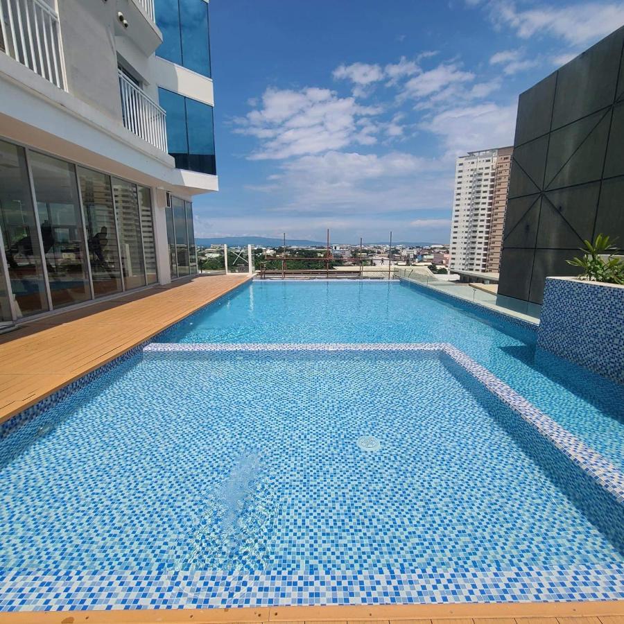 Inspiria Abreeza Davao Apart otel Dış mekan fotoğraf